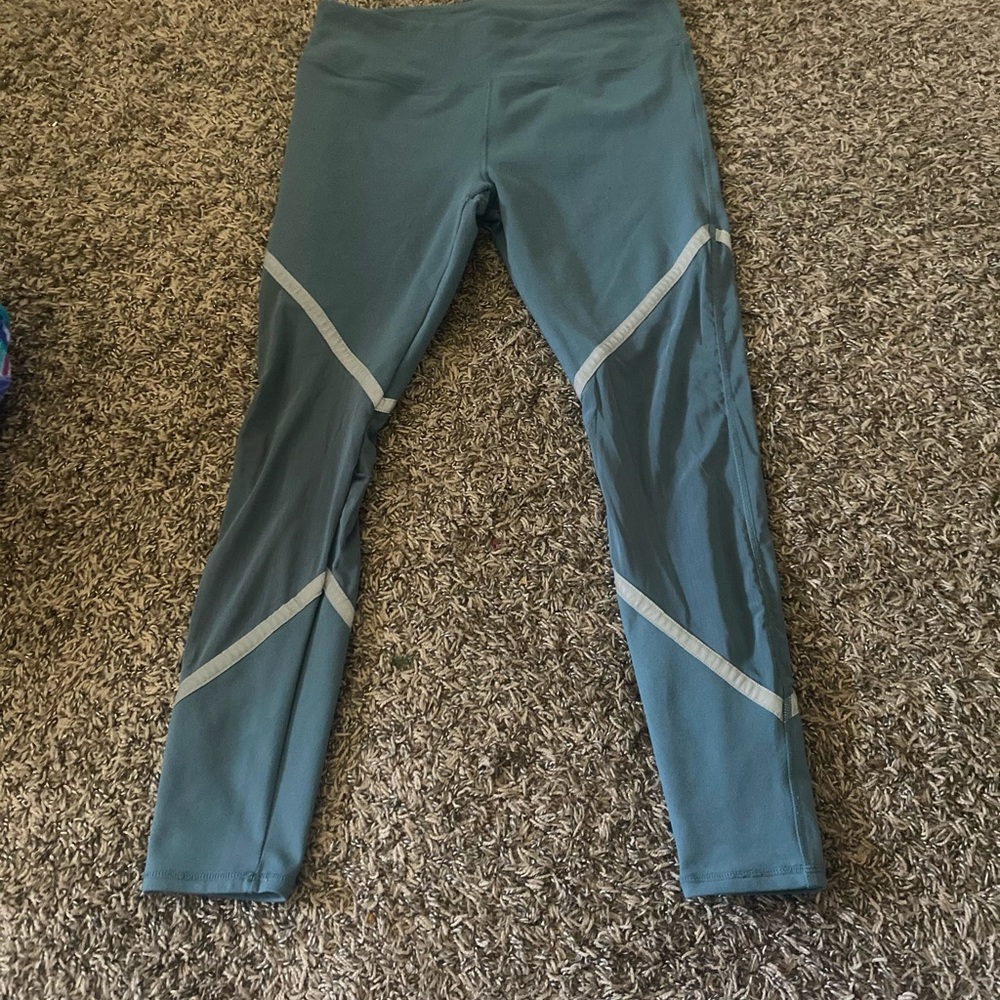 Fabletics forrest green leggings